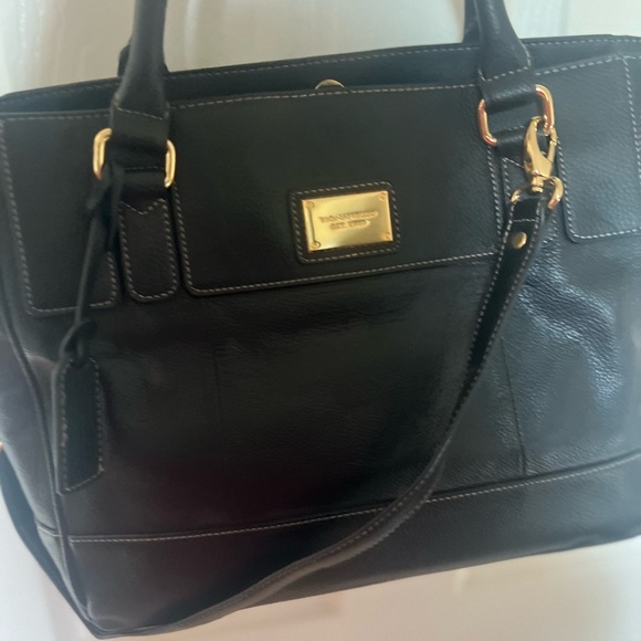 COPY - Tignanello black handbag - Picture 3 of 7